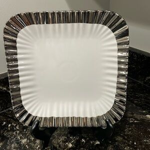Strawberry Street White with Large Silver Edge Plate